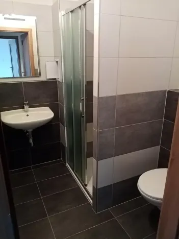 Pronájem bytu 2+kk, Jince, Zborovská, 43 m2