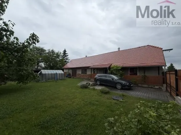 Prodej rodinného domu, Spálené Poříčí - Lipnice, 542 m2