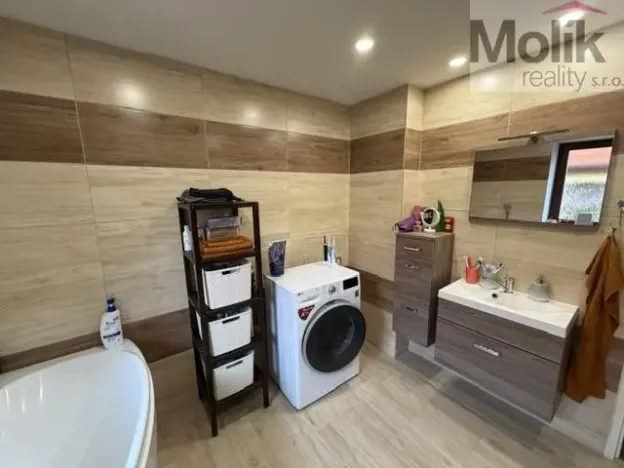 Prodej rodinného domu, Spálené Poříčí - Lipnice, 542 m2