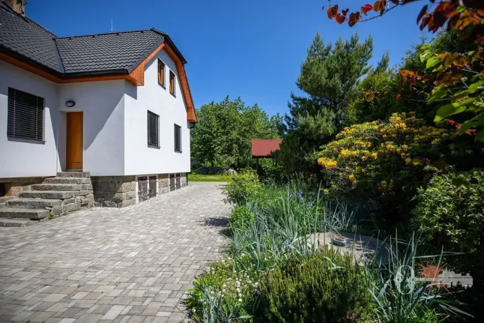 Prodej rodinného domu, Pyšely - Zaječice, Pod Chytárnou, 148 m2