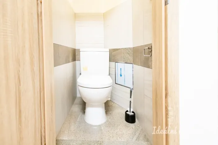 Pronájem bytu 3+kk, Praha - Vysočany, Staromlýnská, 58 m2