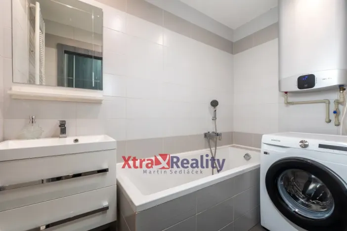Pronájem bytu 2+kk, Teplice, Křížkovského, 52 m2