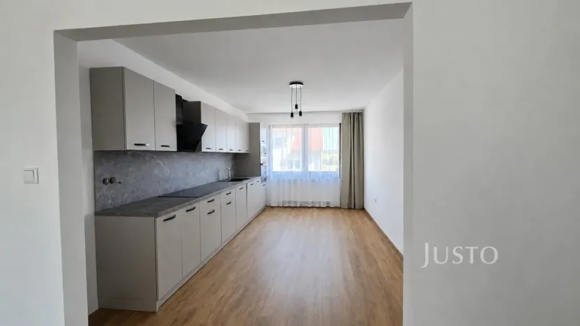 Pronájem bytu 3+kk, Písek - Smrkovice, Novodvorská, 72 m2