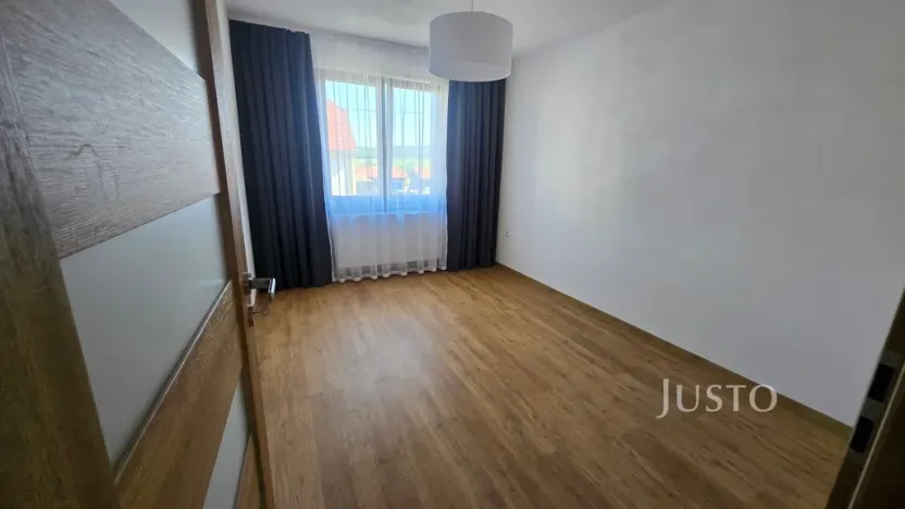Pronájem bytu 3+kk, Písek - Smrkovice, Novodvorská, 72 m2