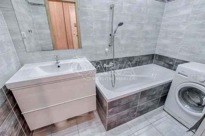 Pronájem bytu 2+1, Ostrava - Poruba, Kyjevská, 55 m2