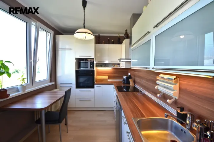 Prodej bytu 3+1, Olomouc, Herrmannova, 70 m2