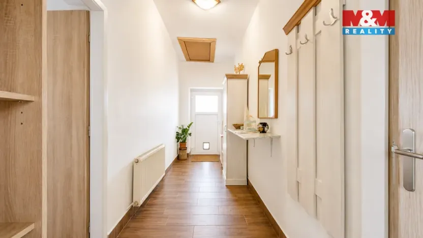 Prodej rodinného domu, Plaňany, Komenského, 92 m2