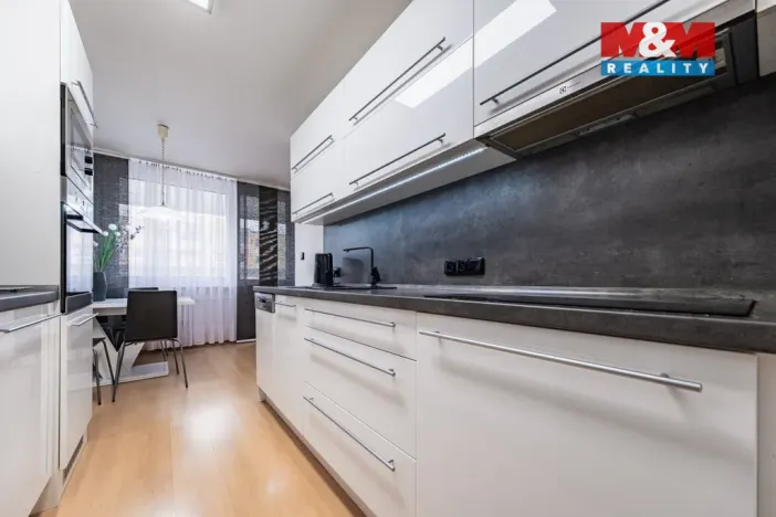 Prodej bytu 3+1, Praha - Stodůlky, Borovanského, 74 m2