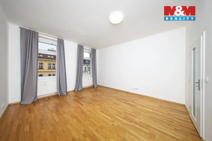 Pronájem bytu 3+1, Praha - Vinohrady, Vinohradská, 119 m2