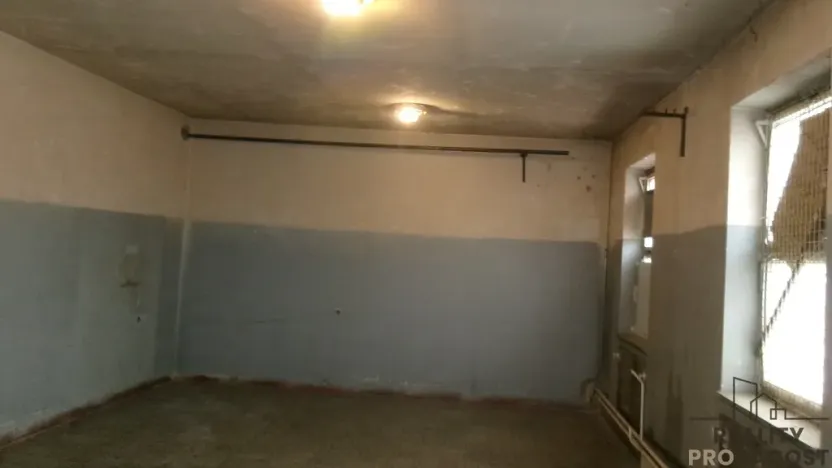 Pronájem skladu, Brno, 139 m2