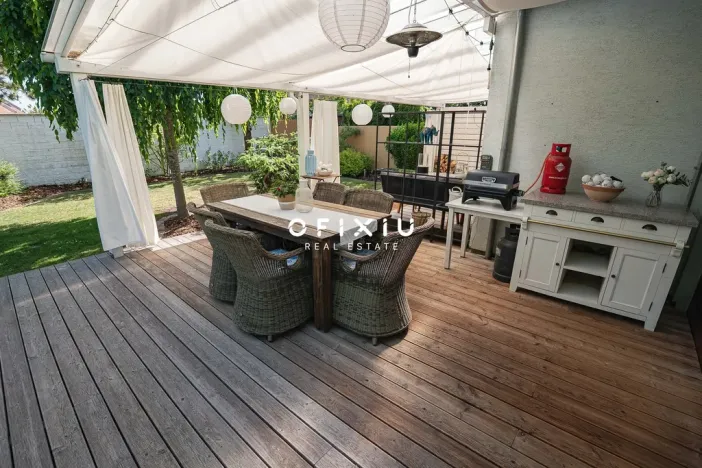 Prodej rodinného domu, Měšice, Nad Babím dolem, 140 m2