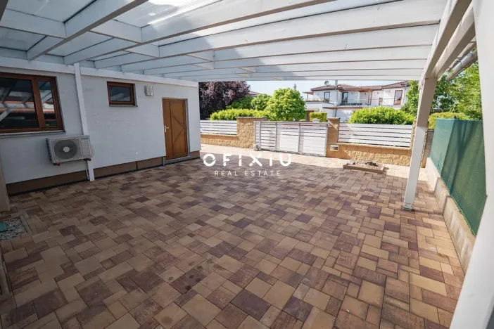 Prodej rodinného domu, Měšice, Nad Babím dolem, 140 m2