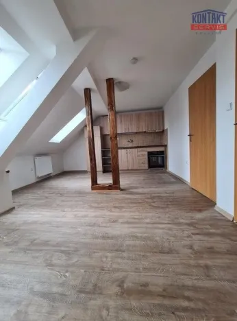 Pronájem bytu 4+kk, České Budějovice - České Budějovice 6, 76 m2