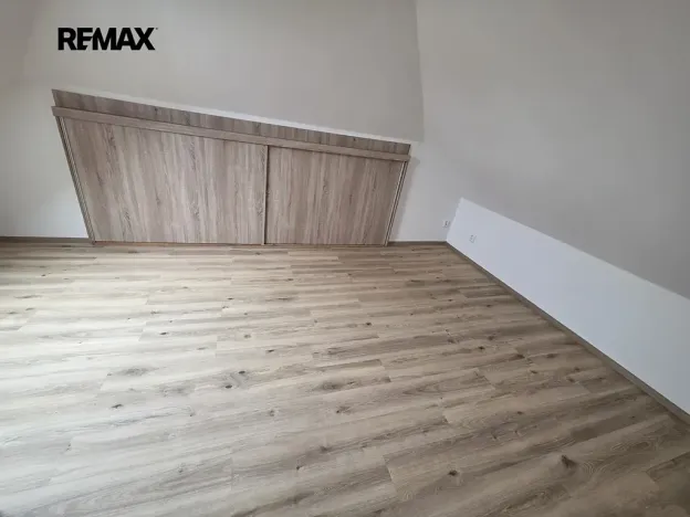 Pronájem kanceláře, Slavkov u Brna, 72 m2