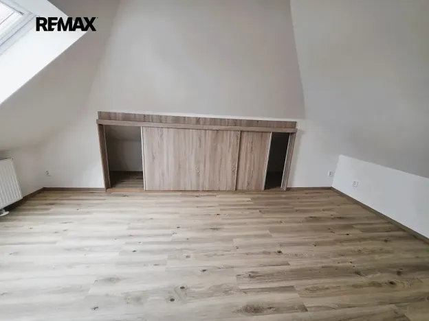 Pronájem kanceláře, Slavkov u Brna, 72 m2