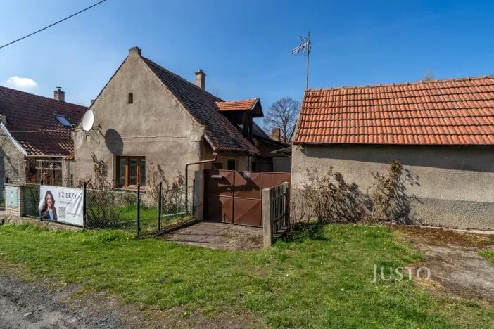 Prodej rodinného domu, Klobuky, Pod Nádražím, 51 m2