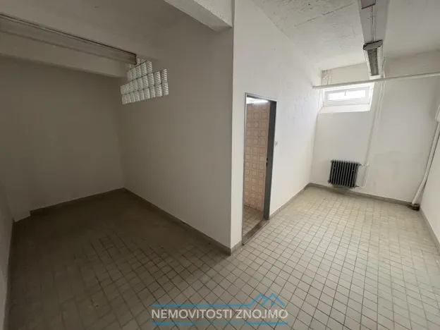 Pronájem skladu, Znojmo, Dobšická, 10 m2