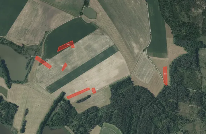 Prodej podílu pole, Přehořov, 13100 m2