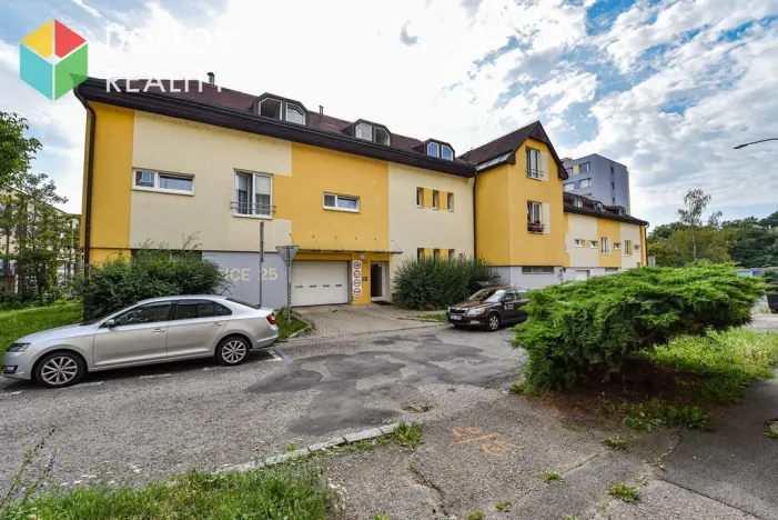 Pronájem bytu 1+kk, Beroun - Beroun-Město, V Hlinkách, 33 m2
