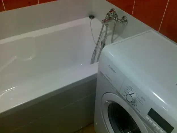 Pronájem bytu 1+kk, Praha - Podolí, Nedvědovo náměstí, 35 m2
