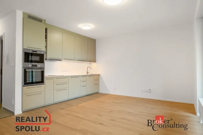 Pronájem bytu 1+kk, Plzeň - Východní Předměstí, Kartónová, 36 m2
