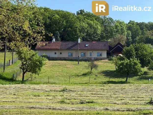 Prodej rodinného domu, Chyjice, 220 m2