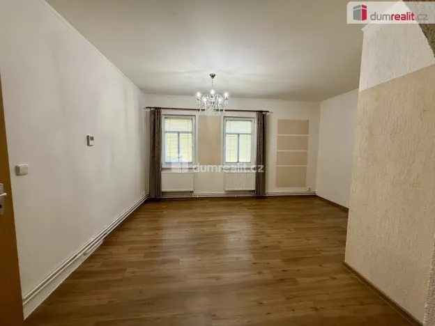 Pronájem bytu 2+kk, Mariánské Lázně, Mladějovského, 40 m2