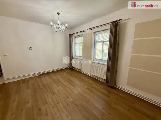Pronájem bytu 2+kk, Mariánské Lázně, Mladějovského, 40 m2