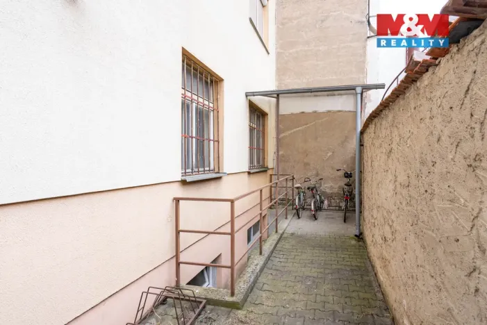 Prodej bytu 1+1, Poděbrady, Komenského, 36 m2