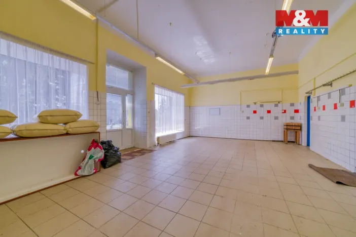 Pronájem obchodního prostoru, Sokolov, Sokolovská, 89 m2