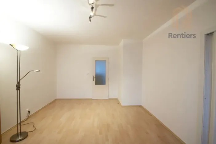 Pronájem bytu 4+1, Praha - Černý Most, Šromova, 85 m2