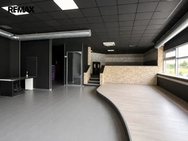 Pronájem obchodního prostoru, Havířov, Železničářů, 375 m2
