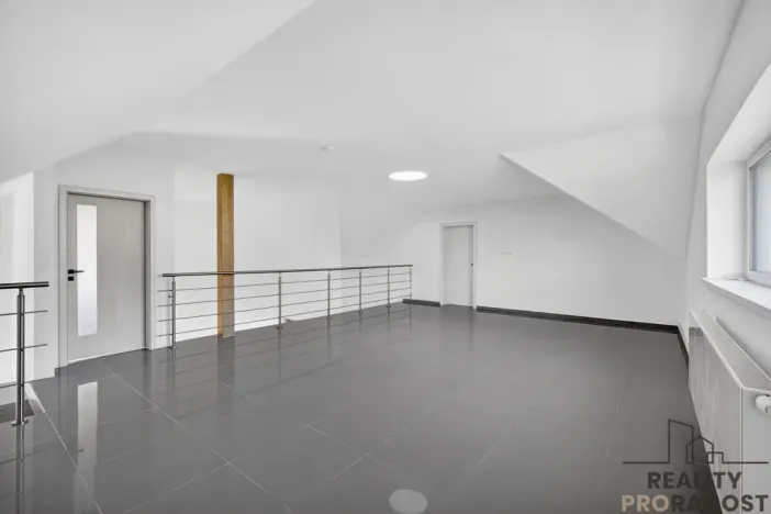 Prodej bytu 5+kk, Dobšice, 224 m2