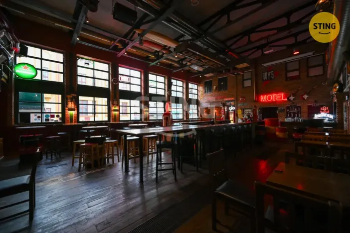 Pronájem restaurace, Pardubice, Hronovická, 240 m2
