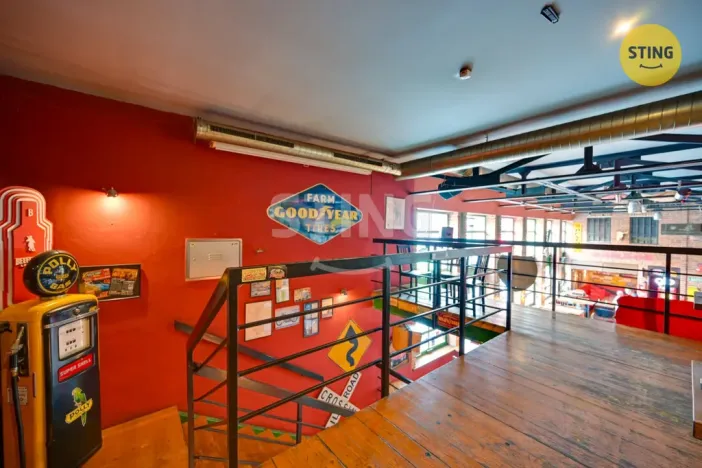 Pronájem restaurace, Pardubice, Hronovická, 240 m2