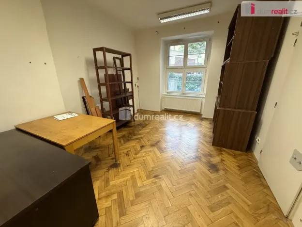 Pronájem obchodního prostoru, Praha - Nusle, Nuselská, 68 m2
