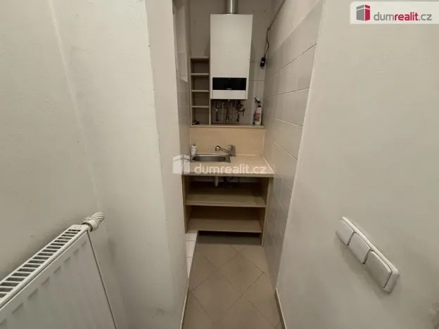 Pronájem obchodního prostoru, Praha - Nusle, Nuselská, 68 m2