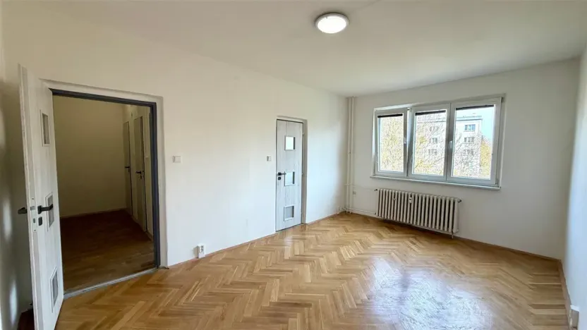 Pronájem bytu 1+1, Cheb, 17. listopadu, 34 m2