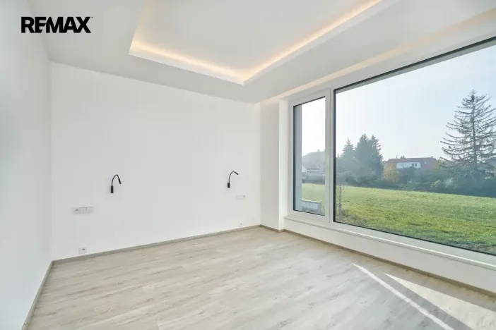 Prodej rodinného domu, Vestec, Čechova, 298 m2