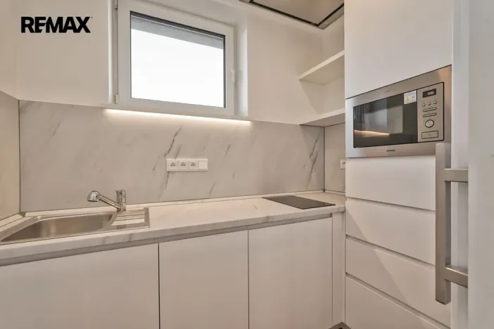Prodej rodinného domu, Vestec, Čechova, 298 m2