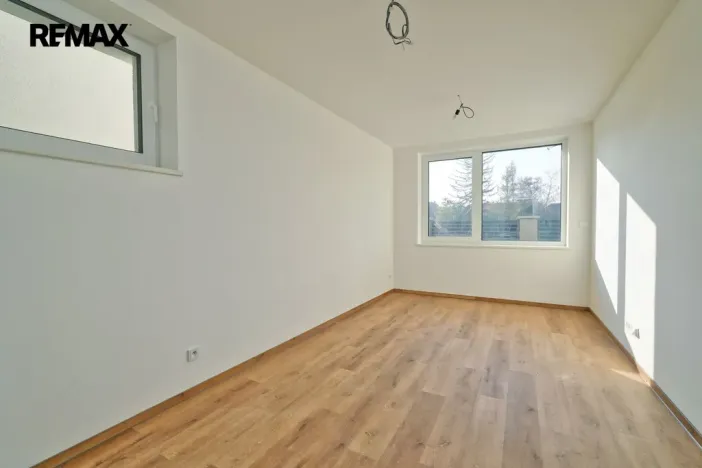 Prodej rodinného domu, Vestec, Čechova, 298 m2