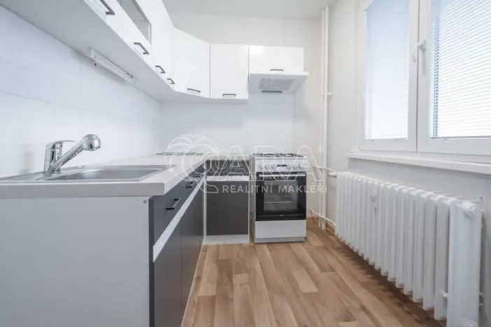 Pronájem bytu 1+1, Mělník, Nemocniční, 38 m2
