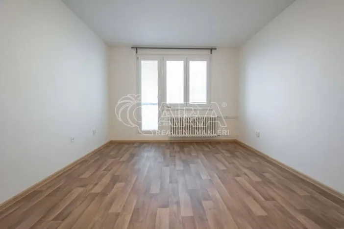 Pronájem bytu 1+1, Mělník, Nemocniční, 38 m2