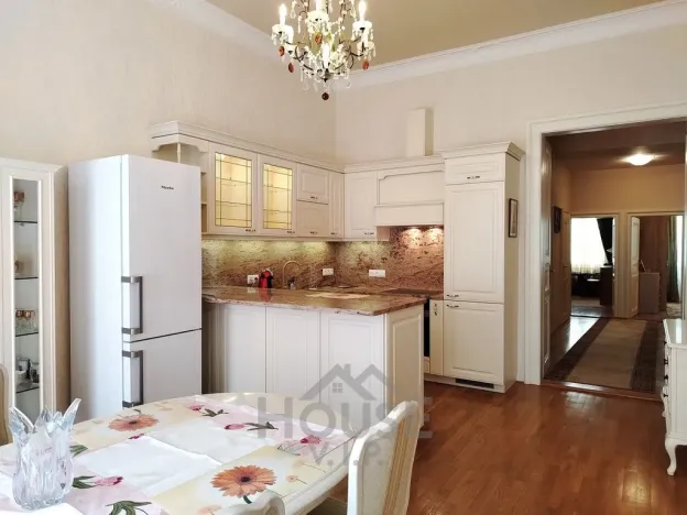 Prodej bytu 3+1, Praha - Malá Strana, Mělnická, 113 m2