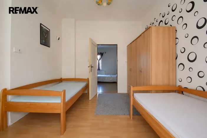 Prodej vícegeneračního domu, Hradec Králové - Kukleny, Honkova, 236 m2