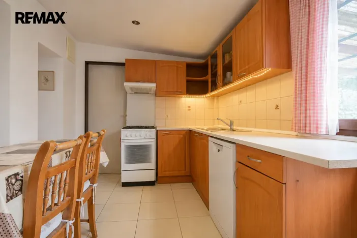 Prodej vícegeneračního domu, Hradec Králové - Kukleny, Honkova, 236 m2