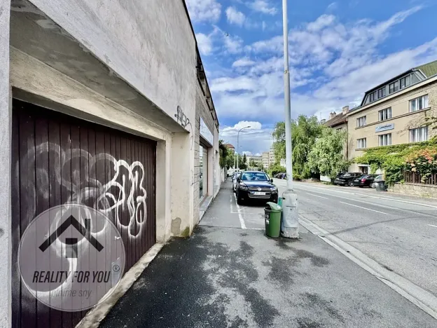 Pronájem garáže, Praha - Braník, Branická, 20 m2