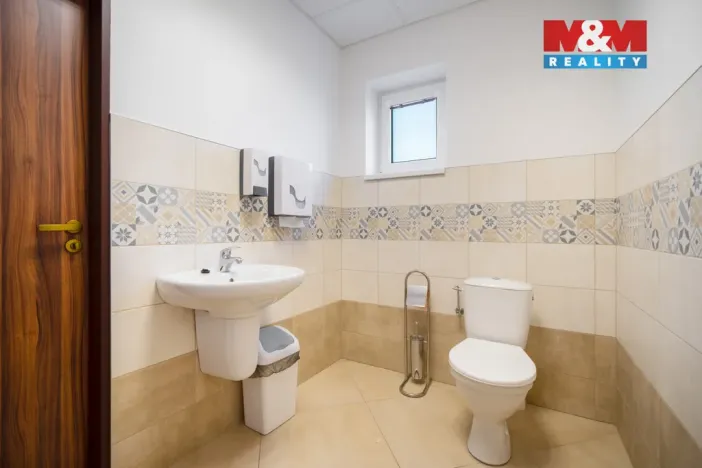 Prodej obchodního prostoru, Lázně Bohdaneč, Škroupova, 202 m2