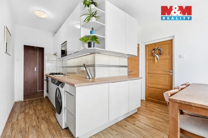 Prodej bytu 3+1, Praha - Strašnice, Tuklatská, 72 m2