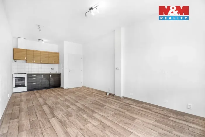 Prodej bytu 2+kk, Libochovice, Revoluční, 52 m2